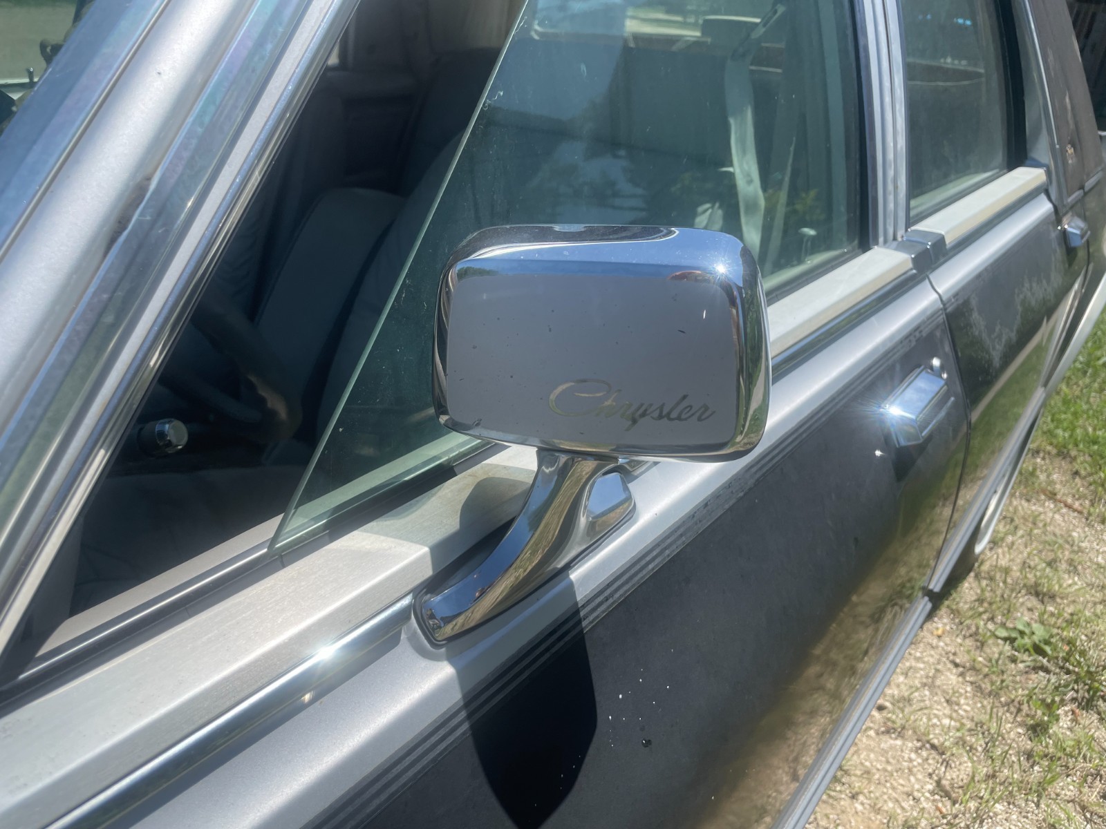 Chrysler-Fifth-Avenue-1986-Sedan-6