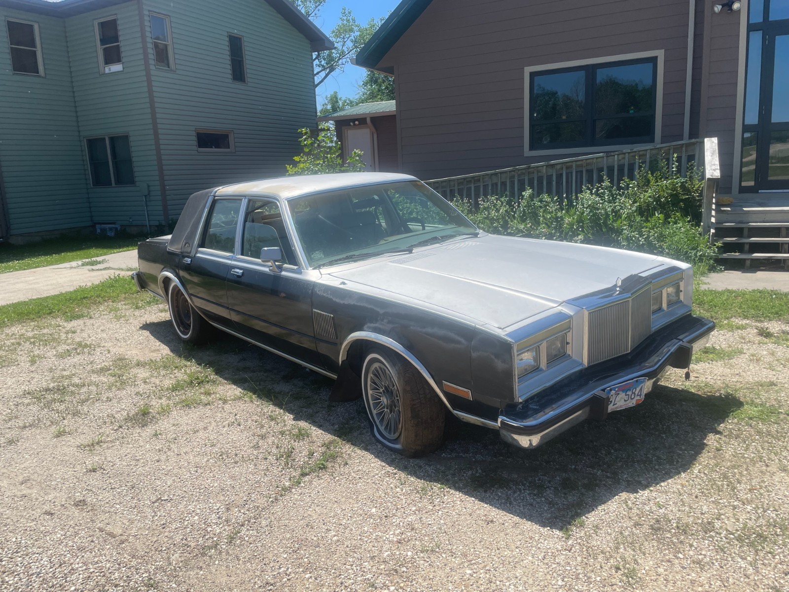 Chrysler-Fifth-Avenue-1986-Sedan