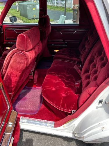 Chrysler-Fifth-avenue-1983-White-2