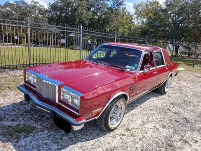 Chrysler-Fifth-avenue-1987-Red-Burgundy-4