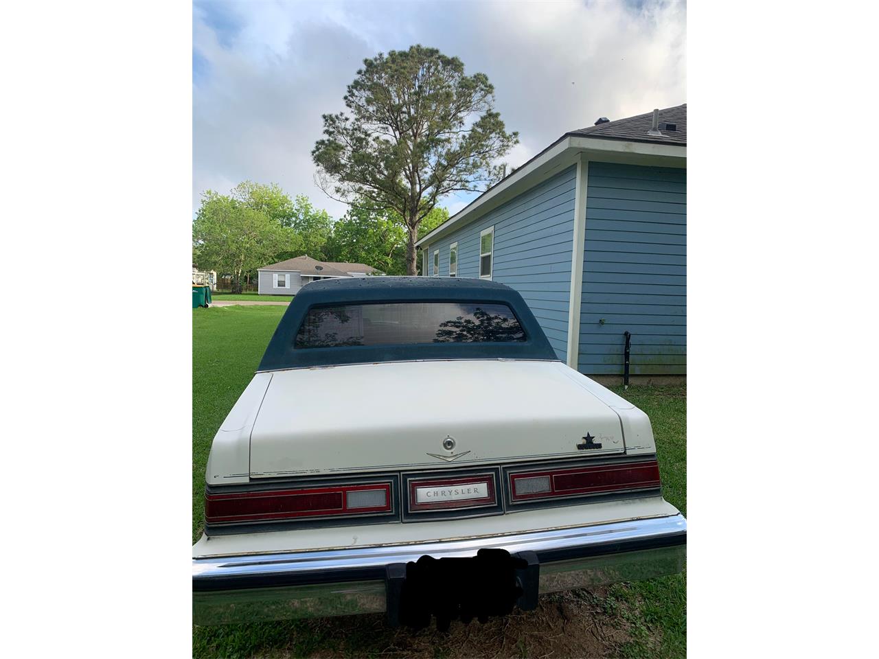 Chrysler-Fifth-avenue-1987-White-Blue-10