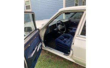Chrysler-Fifth-avenue-1987-White-Blue-8