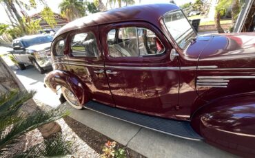 Chrysler-Imperial-1939-Sedan-10