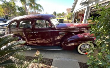 Chrysler-Imperial-1939-Sedan-12