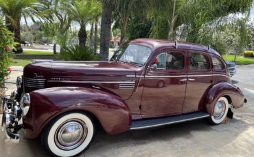 Chrysler-Imperial-1939-Sedan-19