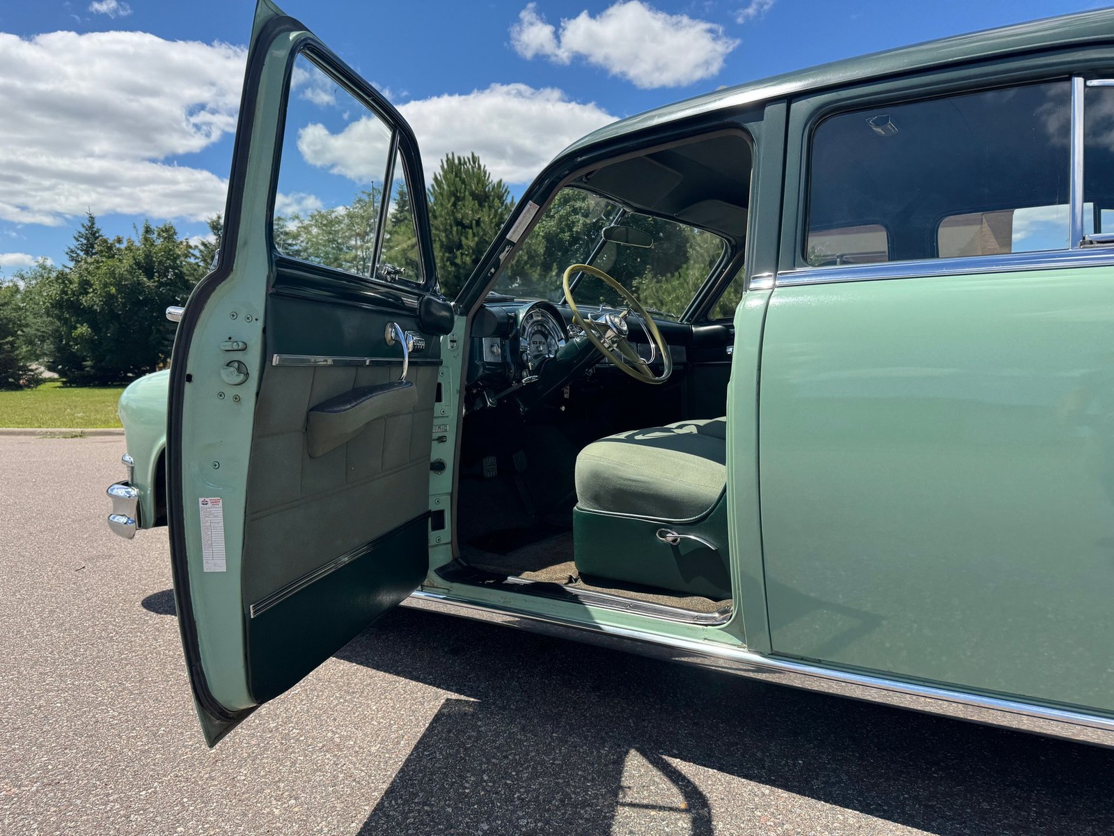Chrysler-Imperial-1952-Sedan-10
