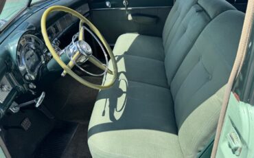 Chrysler-Imperial-1952-Sedan-11