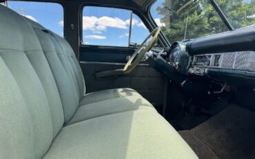 Chrysler-Imperial-1952-Sedan-14