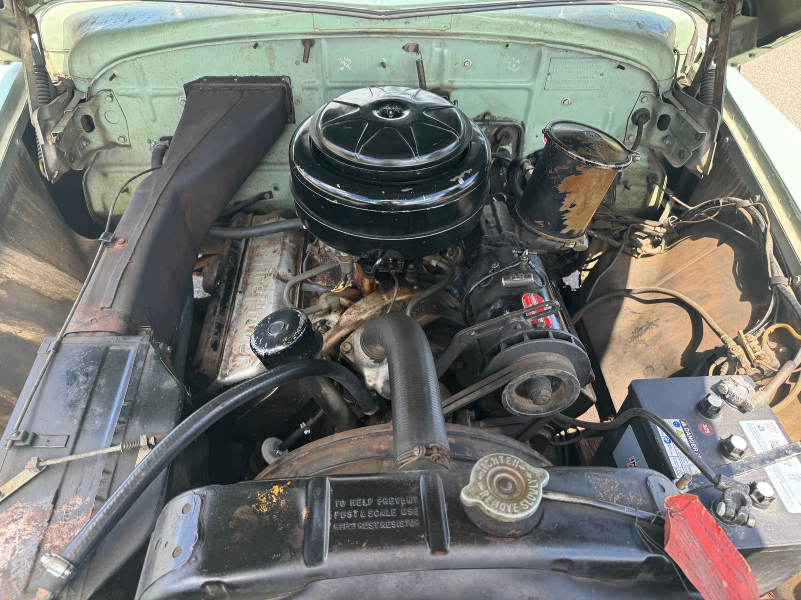 Chrysler-Imperial-1952-Sedan-15