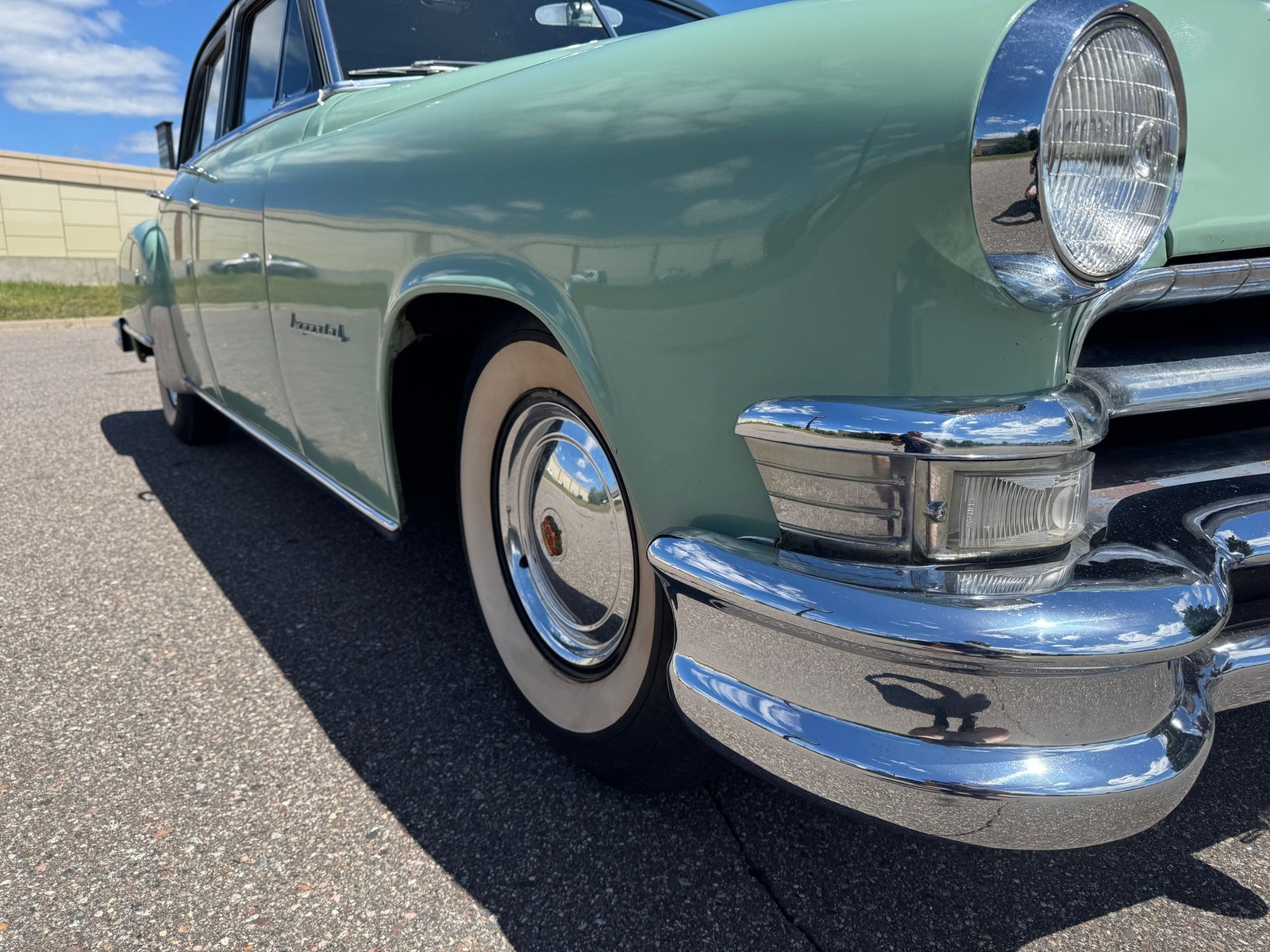 Chrysler-Imperial-1952-Sedan-24