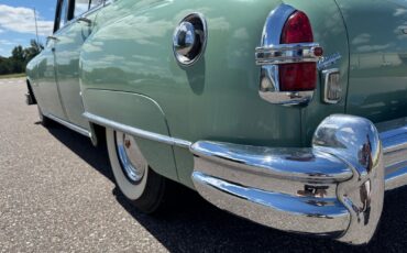 Chrysler-Imperial-1952-Sedan-32