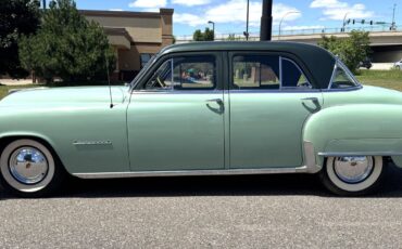 Chrysler-Imperial-1952-Sedan-6