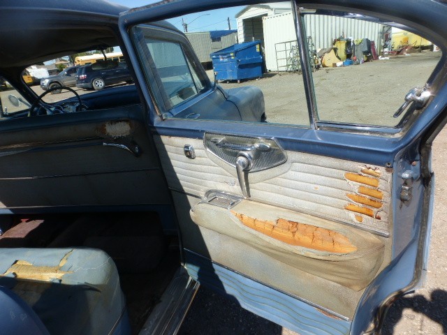 Chrysler-Imperial-1953-Sedan-12