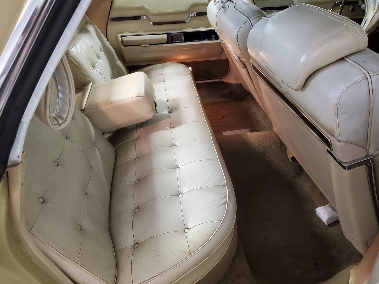 Chrysler-Imperial-1972-18