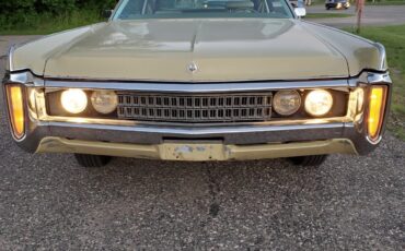 Chrysler-Imperial-1972-3