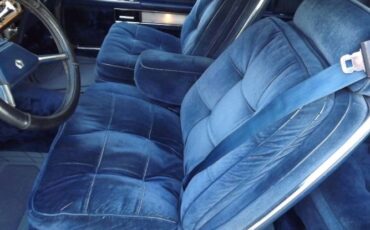 Chrysler-Imperial-1981-Blue-10