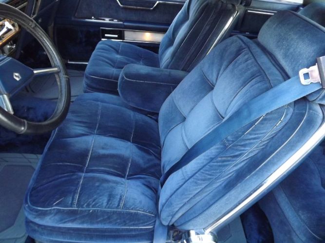 Chrysler-Imperial-1981-Blue-10