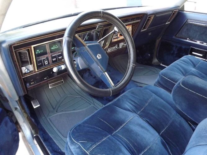 Chrysler-Imperial-1981-Blue-12