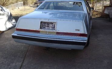 Chrysler-Imperial-1981-Blue-15