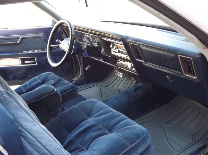Chrysler-Imperial-1981-Blue-5