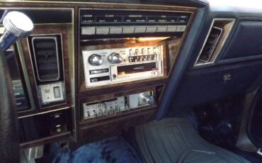 Chrysler-Imperial-1981-Blue-9