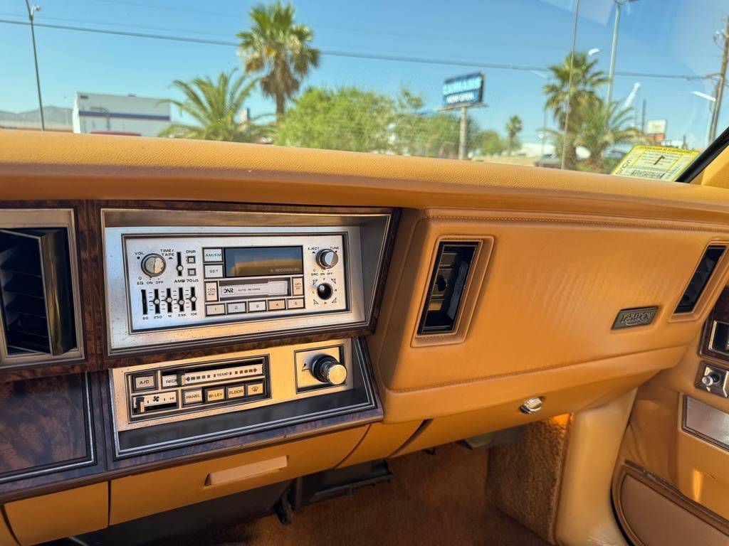 Chrysler-Le-baron-1985-black-14