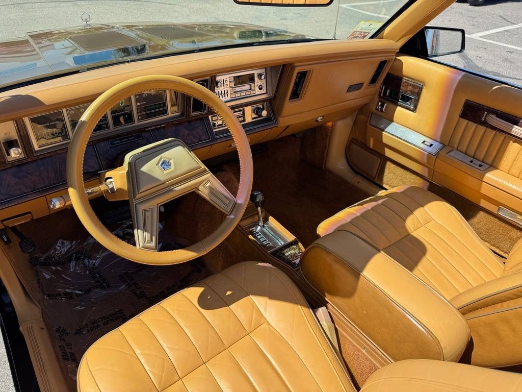 Chrysler-Le-baron-1985-black-15