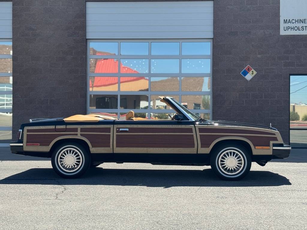 Chrysler-Le-baron-1985-black-2