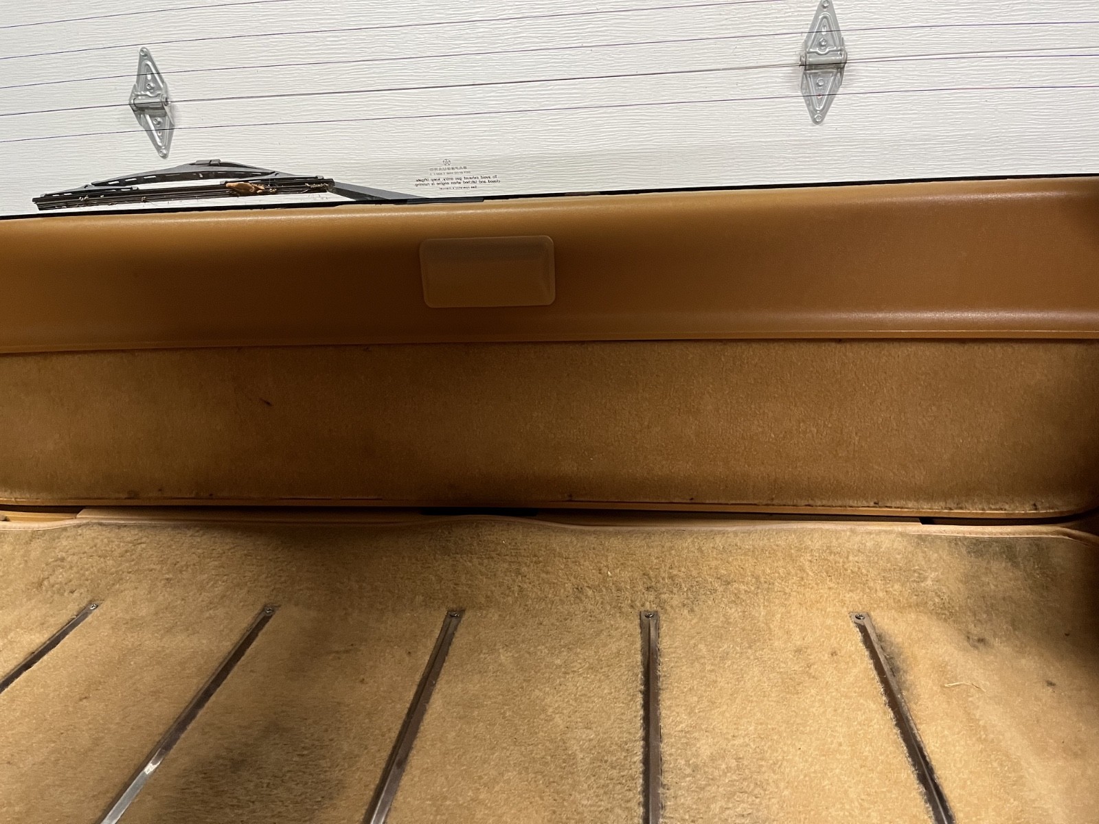 Chrysler-LeBaron-1985-Wagon-15
