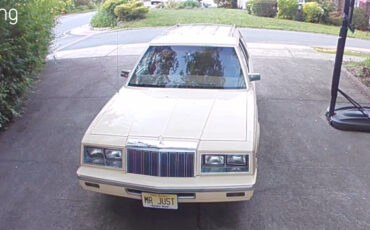 Chrysler-LeBaron-1985-Wagon-2