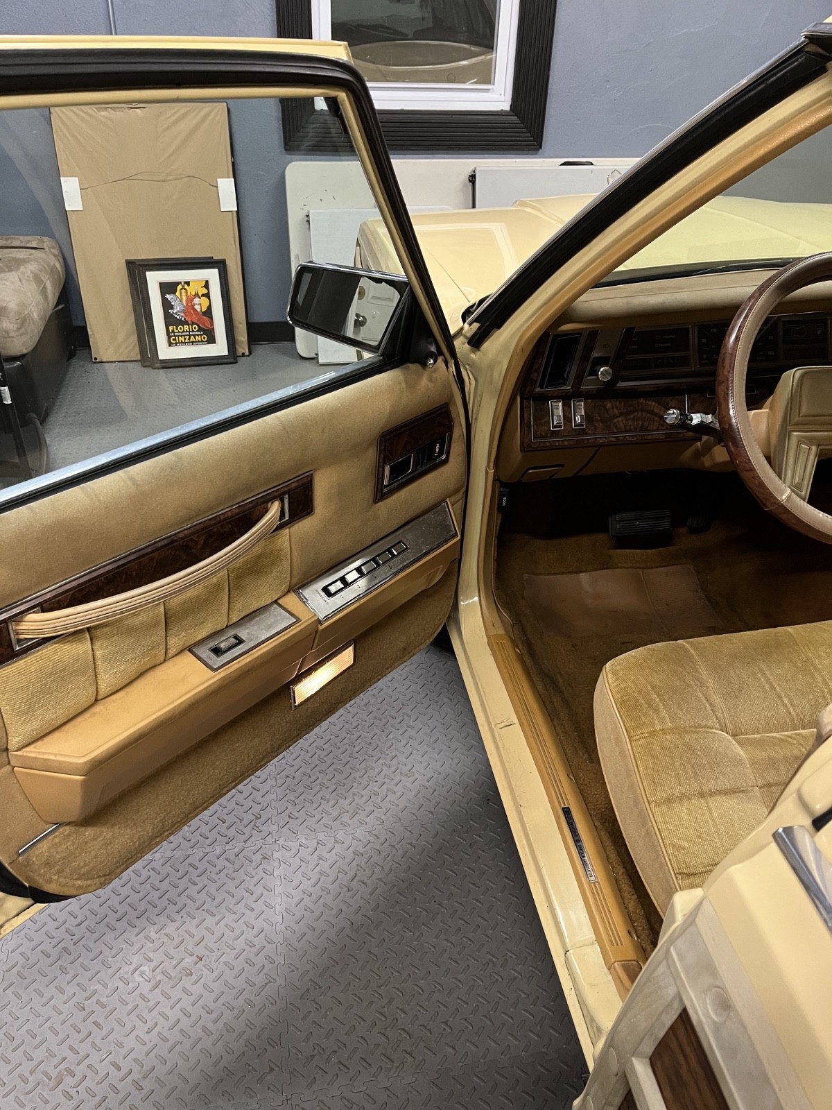 Chrysler-LeBaron-1985-Wagon-5