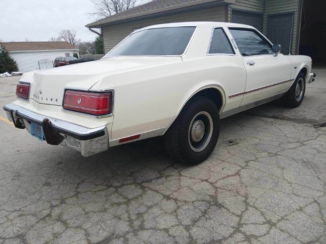 Chrysler-Lebaron-1978-White-10