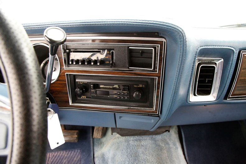 Chrysler-Lebaron-1979-Cadet-Blue-Metallic-Blue-39