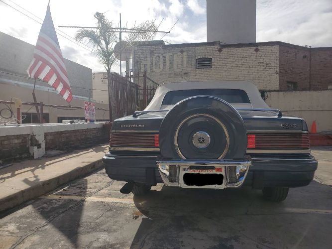 Chrysler-Lebaron-1986-Blue-14