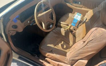 Chrysler-Lebaron-1989-8