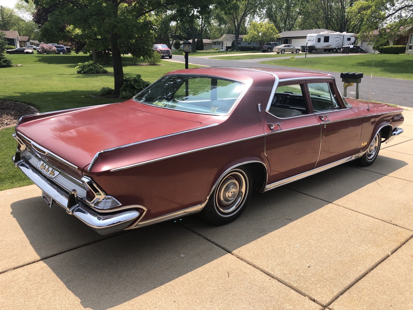 Chrysler-New-Yorker-1964-2
