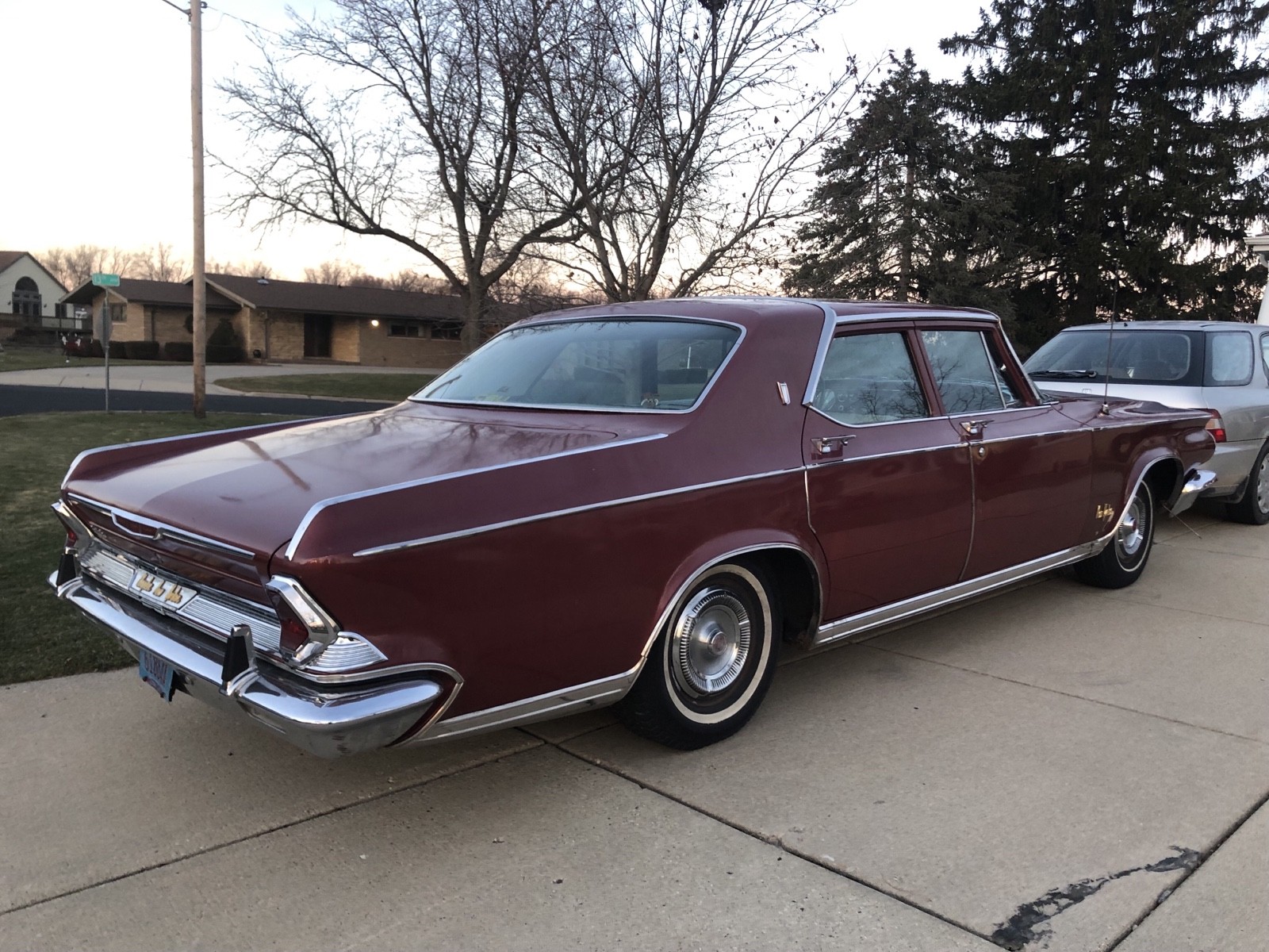 Chrysler-New-Yorker-1964-23