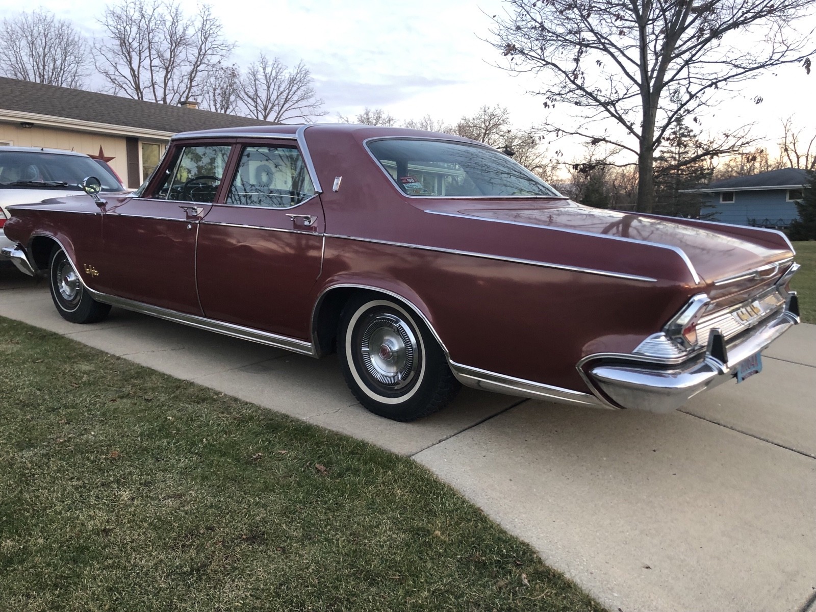 Chrysler-New-Yorker-1964-24