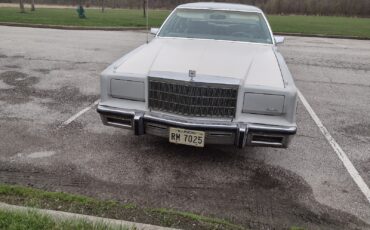 Chrysler-New-Yorker-1979-1