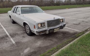 Chrysler-New-Yorker-1979-14