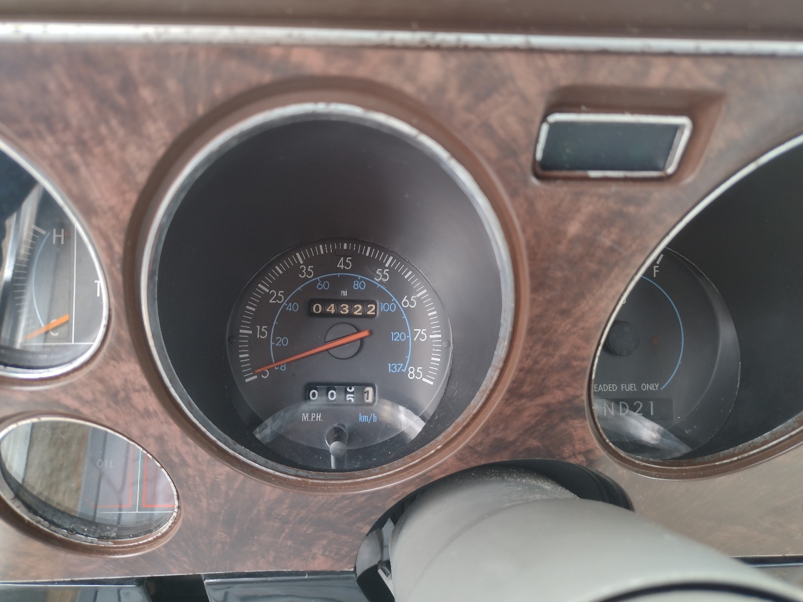 Chrysler-New-Yorker-1979-15