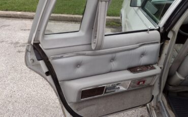 Chrysler-New-Yorker-1979-20