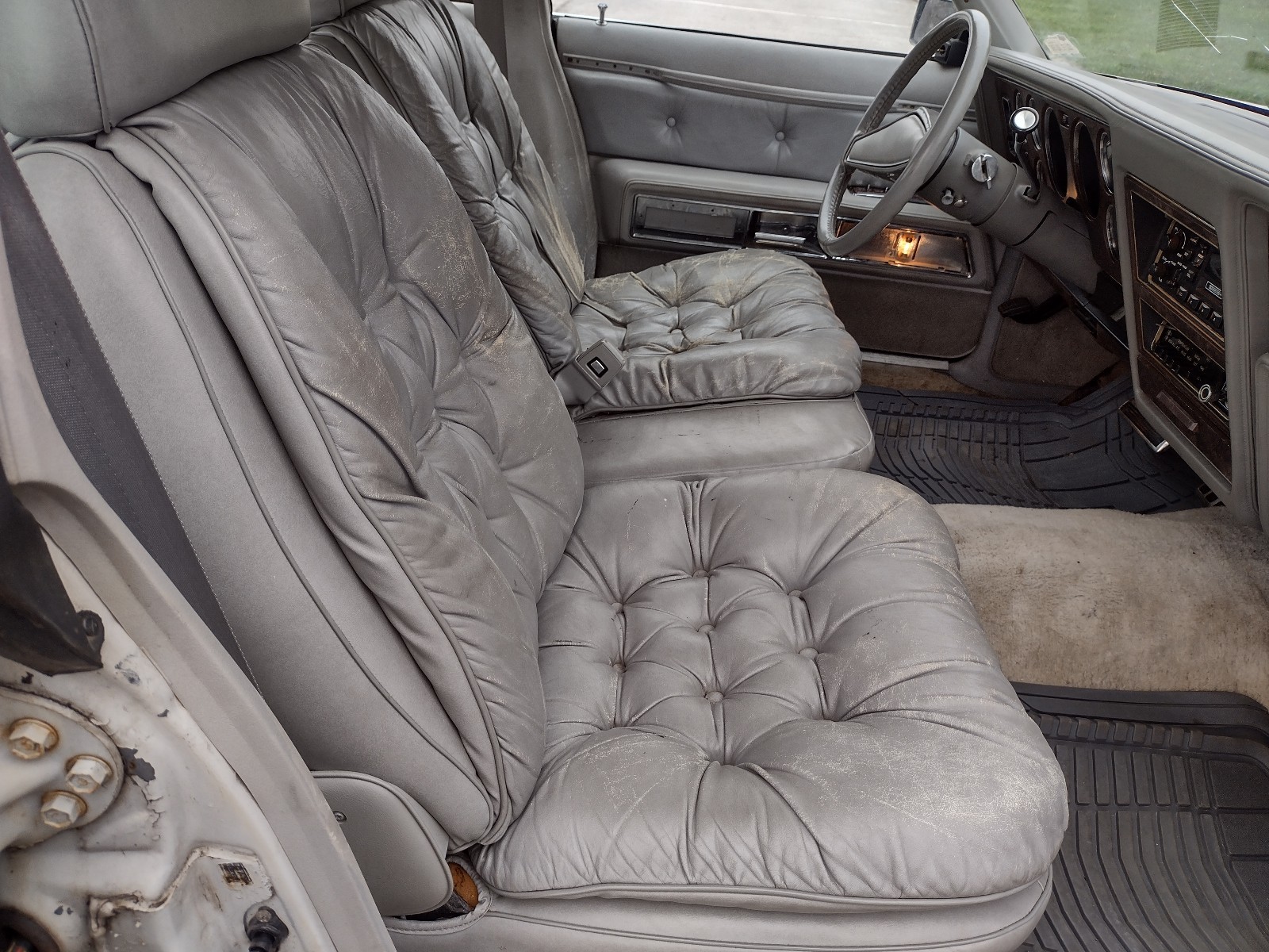 Chrysler-New-Yorker-1979-23