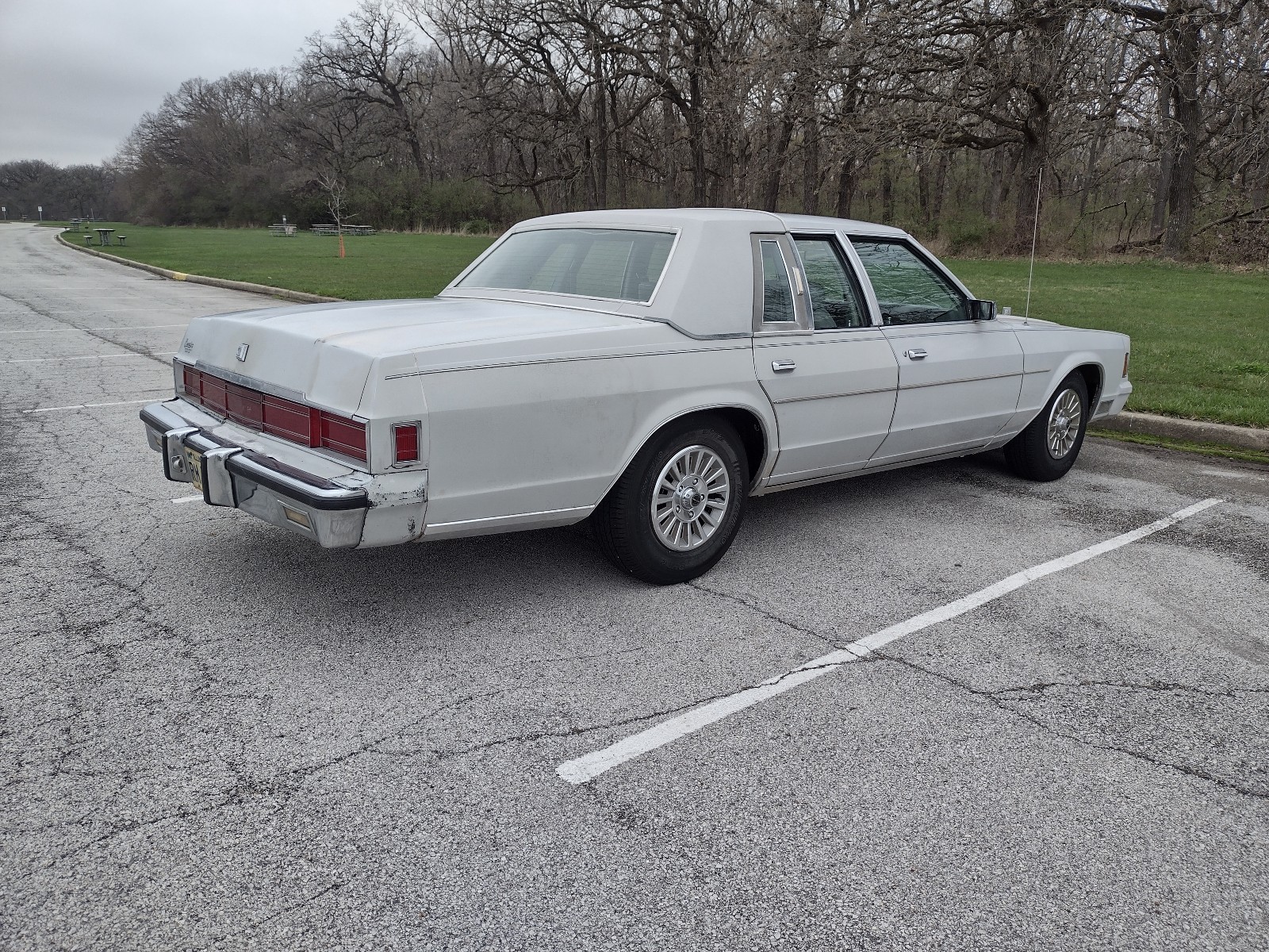 Chrysler-New-Yorker-1979-4