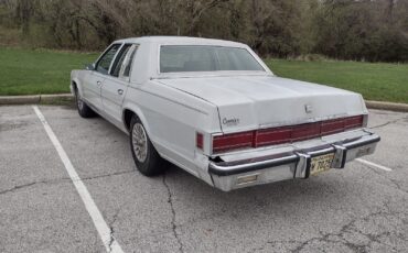 Chrysler-New-Yorker-1979-8