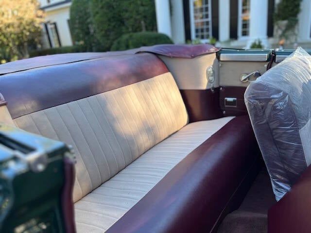 Chrysler-New-yorker-1948-Pacific-GreenTan-To-Burgundy-13