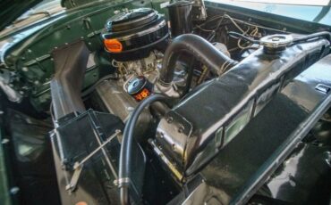 Chrysler-New-yorker-1951-Juniper-Green-Metall-Beige-Leather-code-20