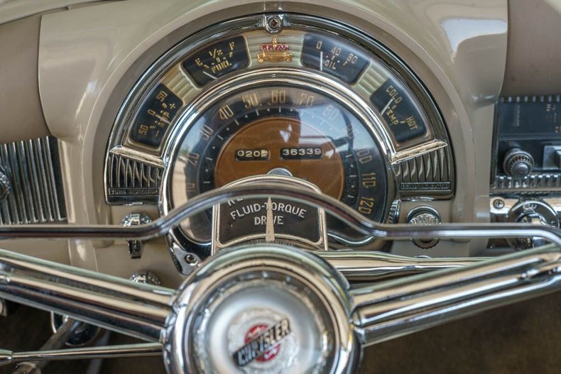 Chrysler-New-yorker-1951-Juniper-Green-Metall-Beige-Leather-code-5