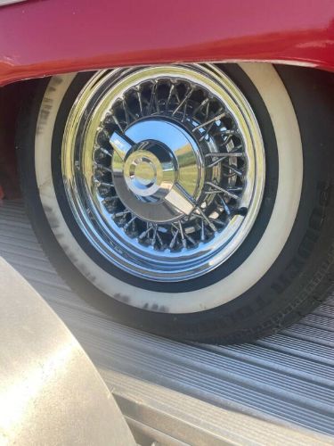 Chrysler-New-yorker-1954-RedBlackTop-BurgundyTan-Leather-2