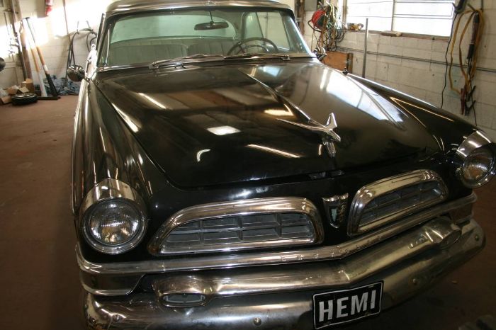 Chrysler-New-yorker-1955-4